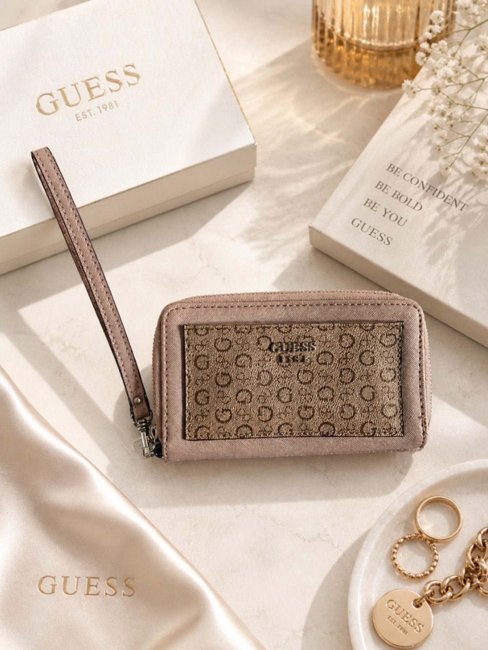 GUESS | Signature Wristlet Wallet